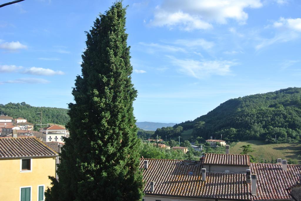 فندق Locanda La Pieve Semproniano المظهر الخارجي الصورة