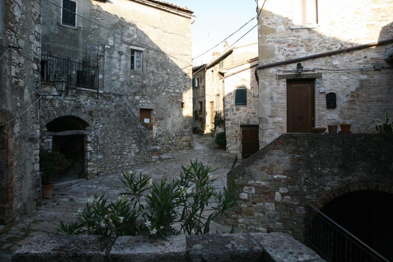 فندق Locanda La Pieve Semproniano المظهر الخارجي الصورة